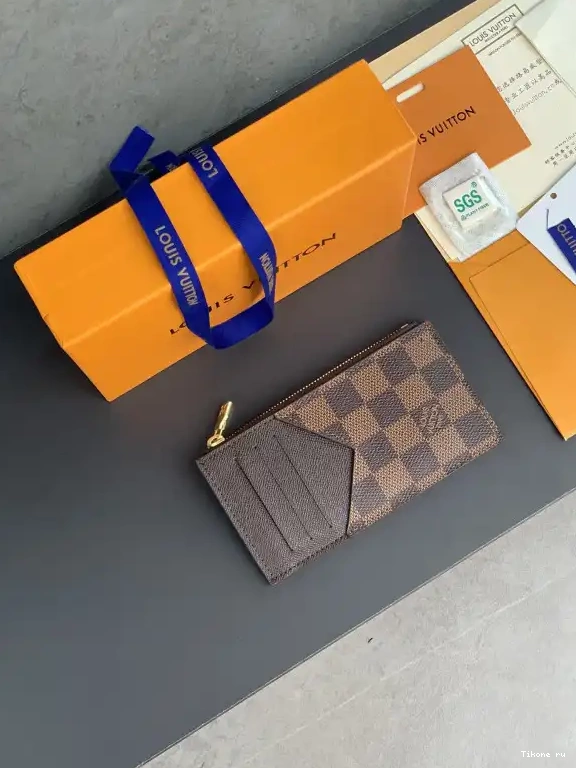 Affordable CARD COIN VUITTON LOUIS HOLDER 0629